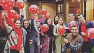 جایزه عجیب عابدزاده به مشتریانش/عکس