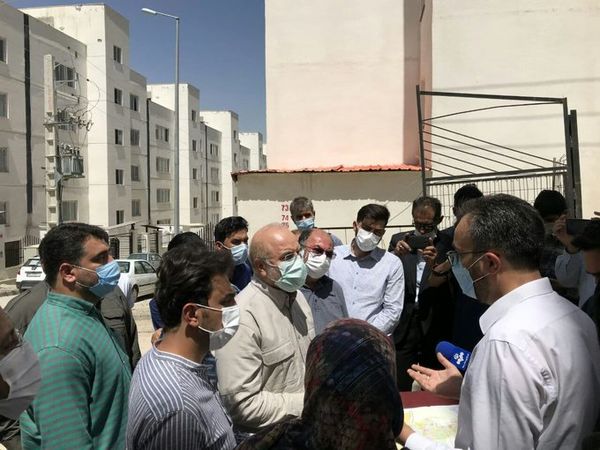 قالیباف و دوباره لباس جهاد+ عکس