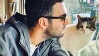گربه بامزه آقای بازیگر جوان + عکس