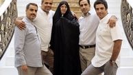 منوچهر هادی در کنار مادر و برادرانش + عکس