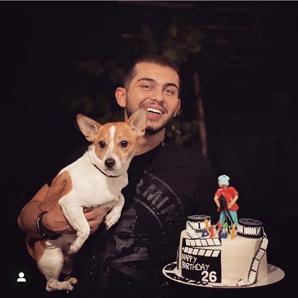 ارسلان قاسمی و سگش در تولد + عکس