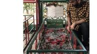 فرزاد حسنی در مزار شهدا + عکس