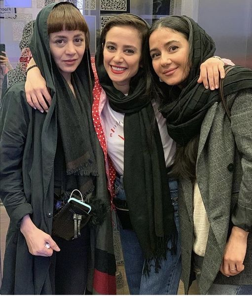 الناز حبیبی در میان دوستانش + عکس