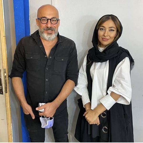 عکس امیر آقایی و هوادارش در یک مراسم