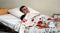 اصغر شاهوردی از بیمارستان مرخص شد + عکس