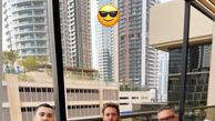گلزار و دوستانش در یک کافه + عکس