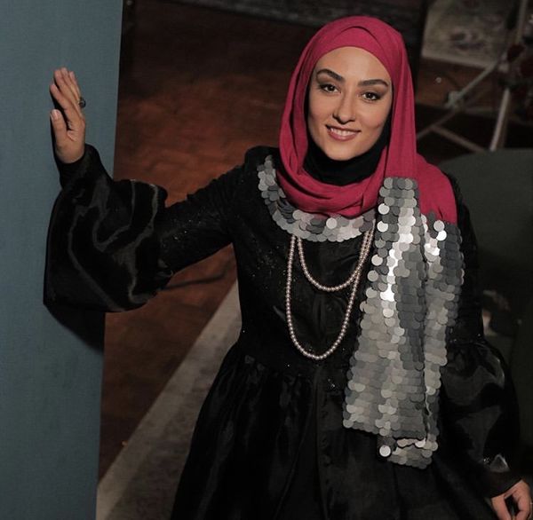 تیپ لاکچری الهام طهموری + عکس