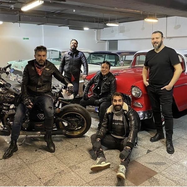 هادی کاظمی و دوستان موتورسوارش + عکس