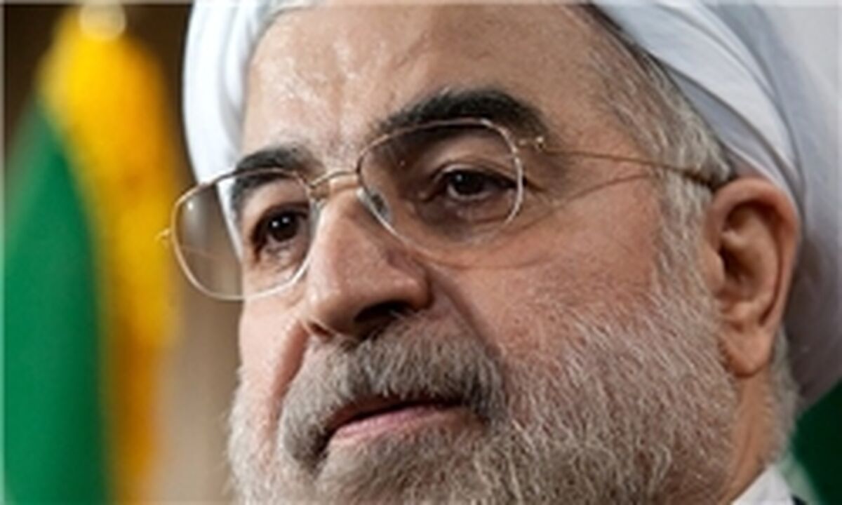 در حال بررسی وضعیت تأمین کالاهای اساسی مردم هستیم