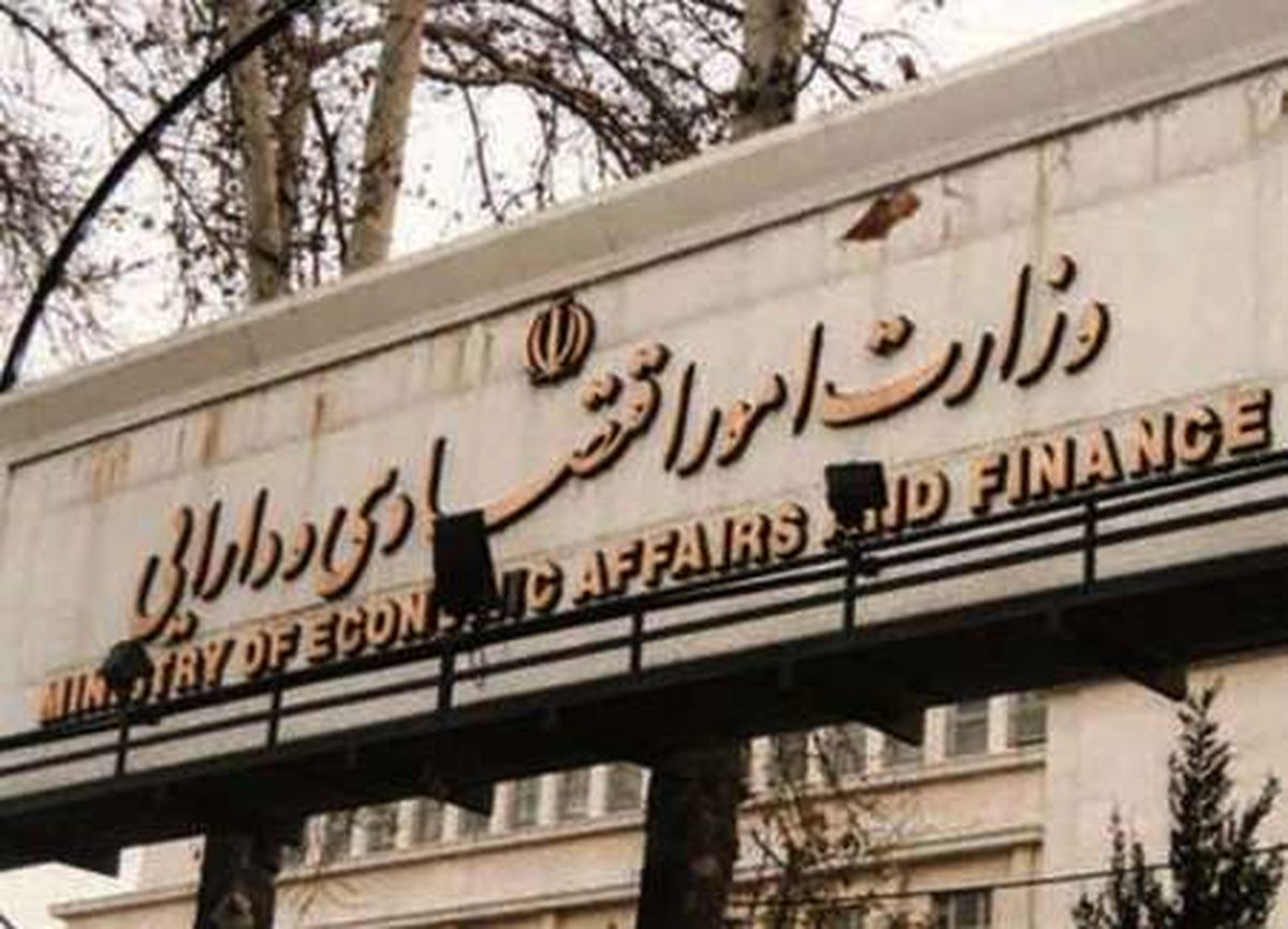 1580 مجوز کسب و کار باقی مانده است