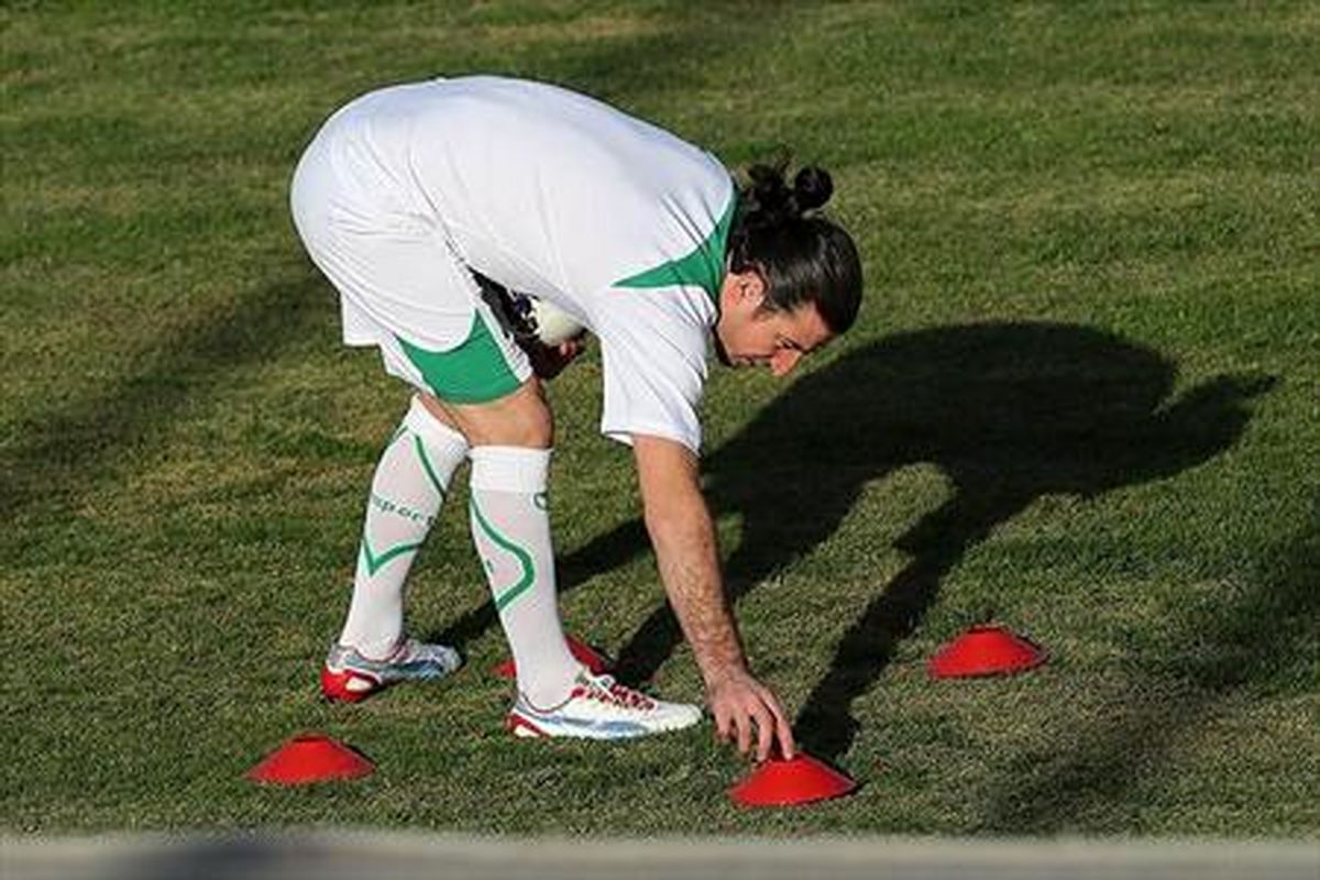 آندو، دعوت فتح الله زاده را رد کرد
