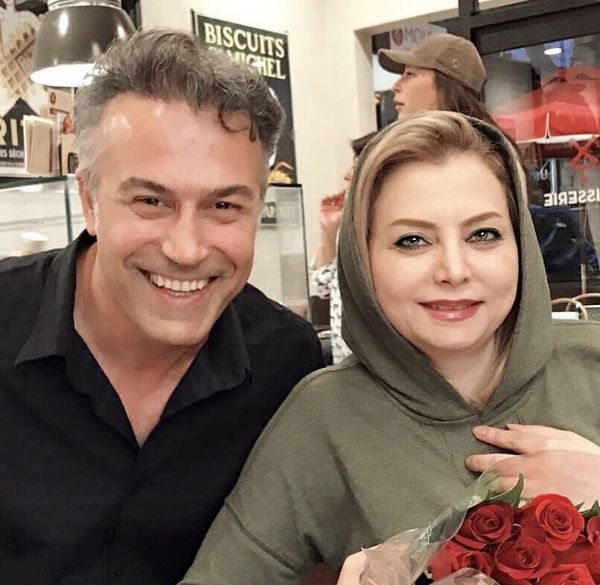 رستوران گردی دانیال حکیمی و همسرش در خارج + عکس