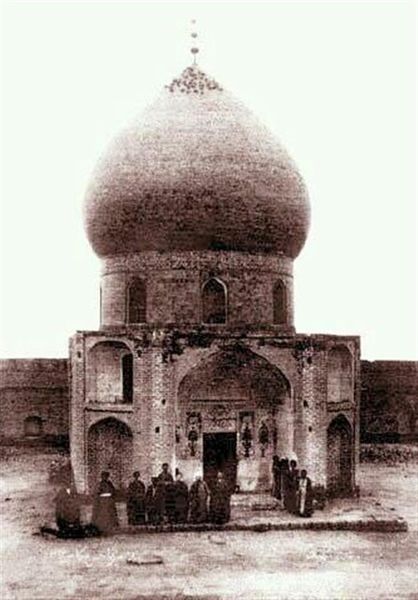  چرا امام حسین (ع) قبل از شهادت زمین کربلا را خرید؟