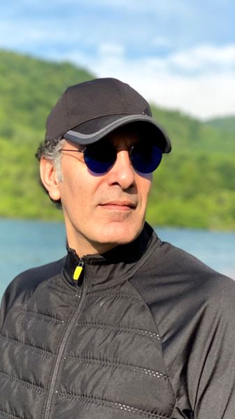 بهنام تشکر با تیپ خفنش + عکس