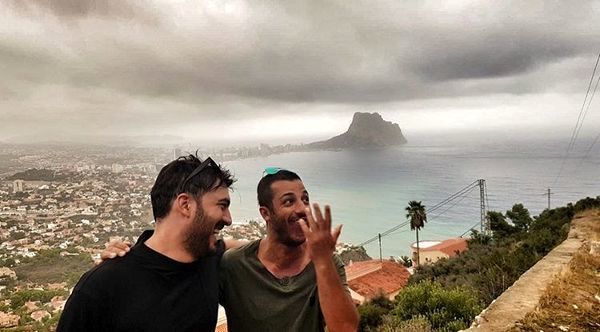 حال خوب نیما شاهرخ شاهی و دوستش در ارتفاعات + عکس