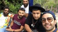 حسین مهری با دوستانش+ عکس