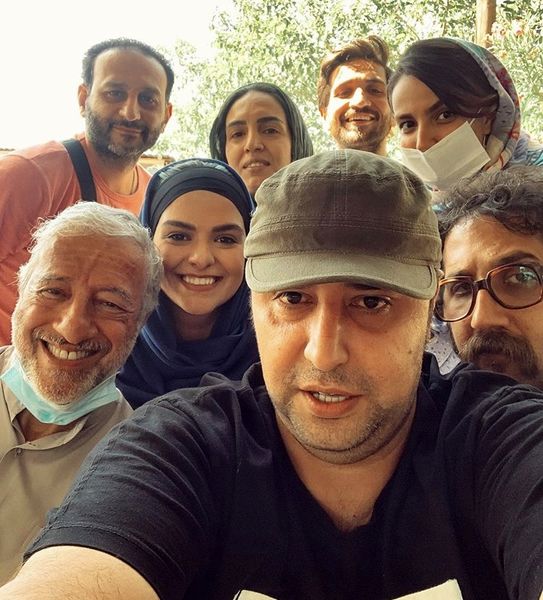 سپند امیرسلیمانی در جمع همکارانش + عکس