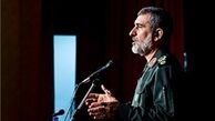 سردار حاجی زاده:دشمن دست از پا خطا کند موشک‌های ما بر سر آنها فرود می‌آید