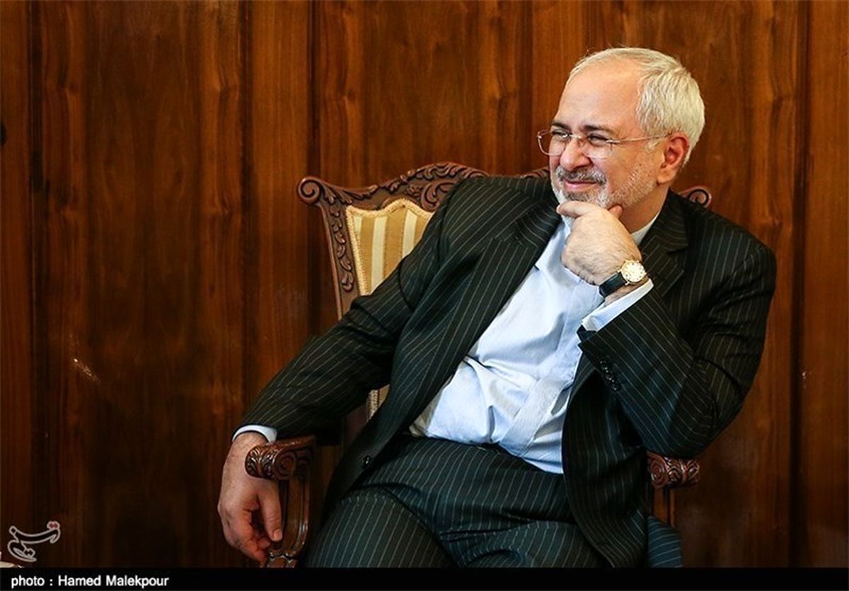 ظریف: می‌توانیم با بهانه ندادن به آمریکا مانع موفقیت آنها شویم