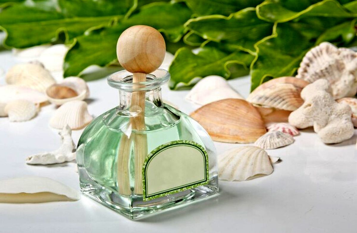 اسانس‌های پرکاربرد در تولید عطرهای تابستانی