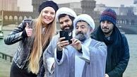 سلفی ۲ بازیگر ایرانی در لباس روحانی با خانم بی حجاب 