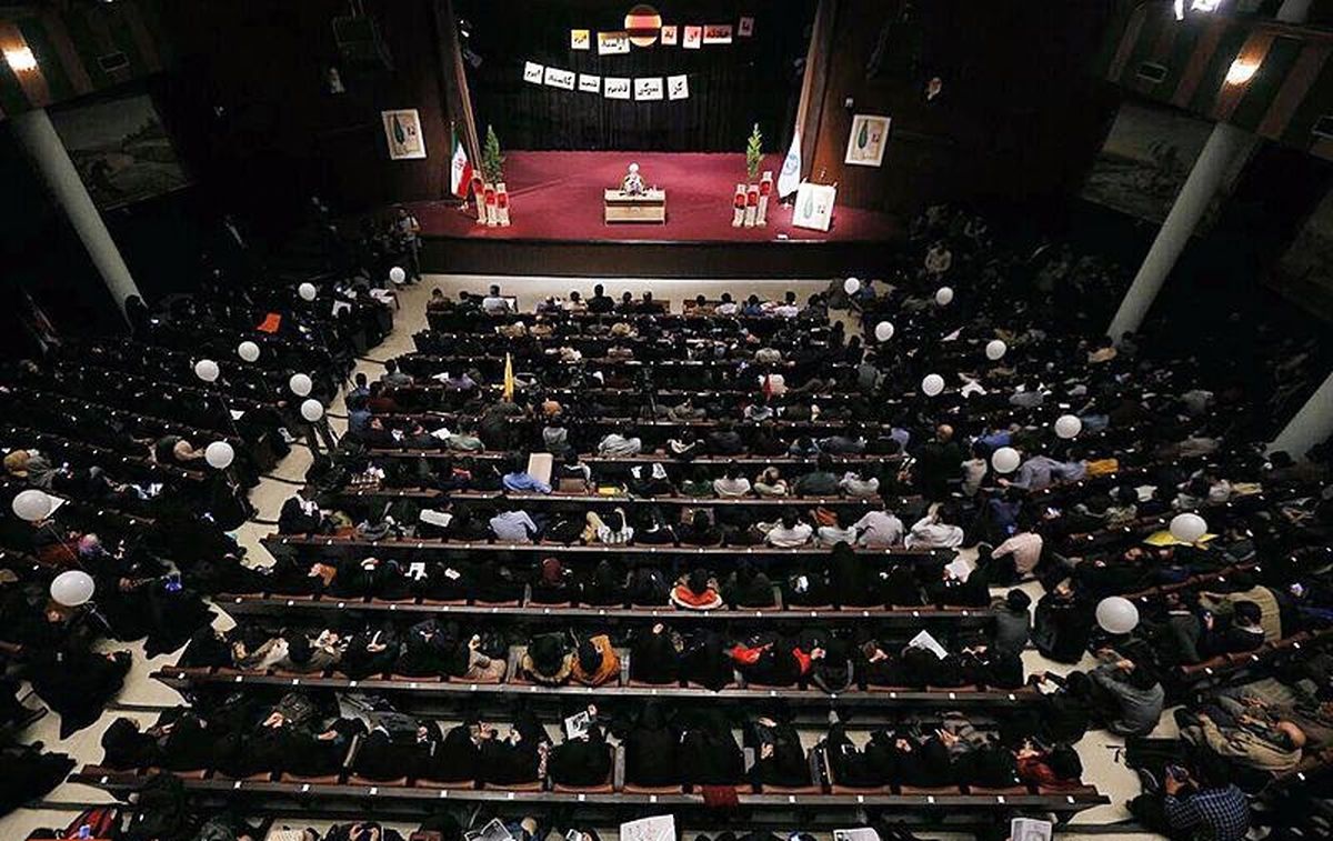 سوت بلبلی را باید در مقابل زنبیل قرمز تحلیل کرد