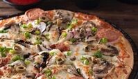 طرز تهیه پیتزا مخلوط به روش فست فودی و با طعمی بی نظیر