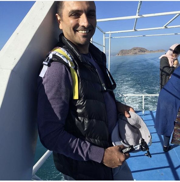 امین زندگانی سوار بر کشتی تفریحی + عکس