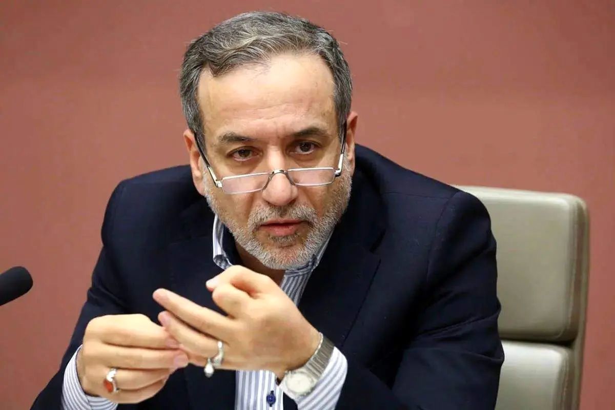 چرا گفت‌وگوی عراقچی با جواد موگویی از تلویزیون پخش نشد ؟