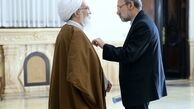 جلسه دبیر کل جامعه روحانیت با علی لاریجانی/ دعوت رسمی از رییس مجلس برای حضور در شورای ائتلاف بزرگ اصولگرایان