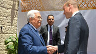     

نوه ملکه انگلیس با محمود عباس دیدار کرد