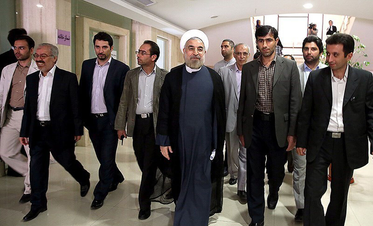 پیشنهادات جدید برای ستاد حسن روحانی/ حذف ظاهری یا واقعیِ فریدون از ستاد روحانی؟