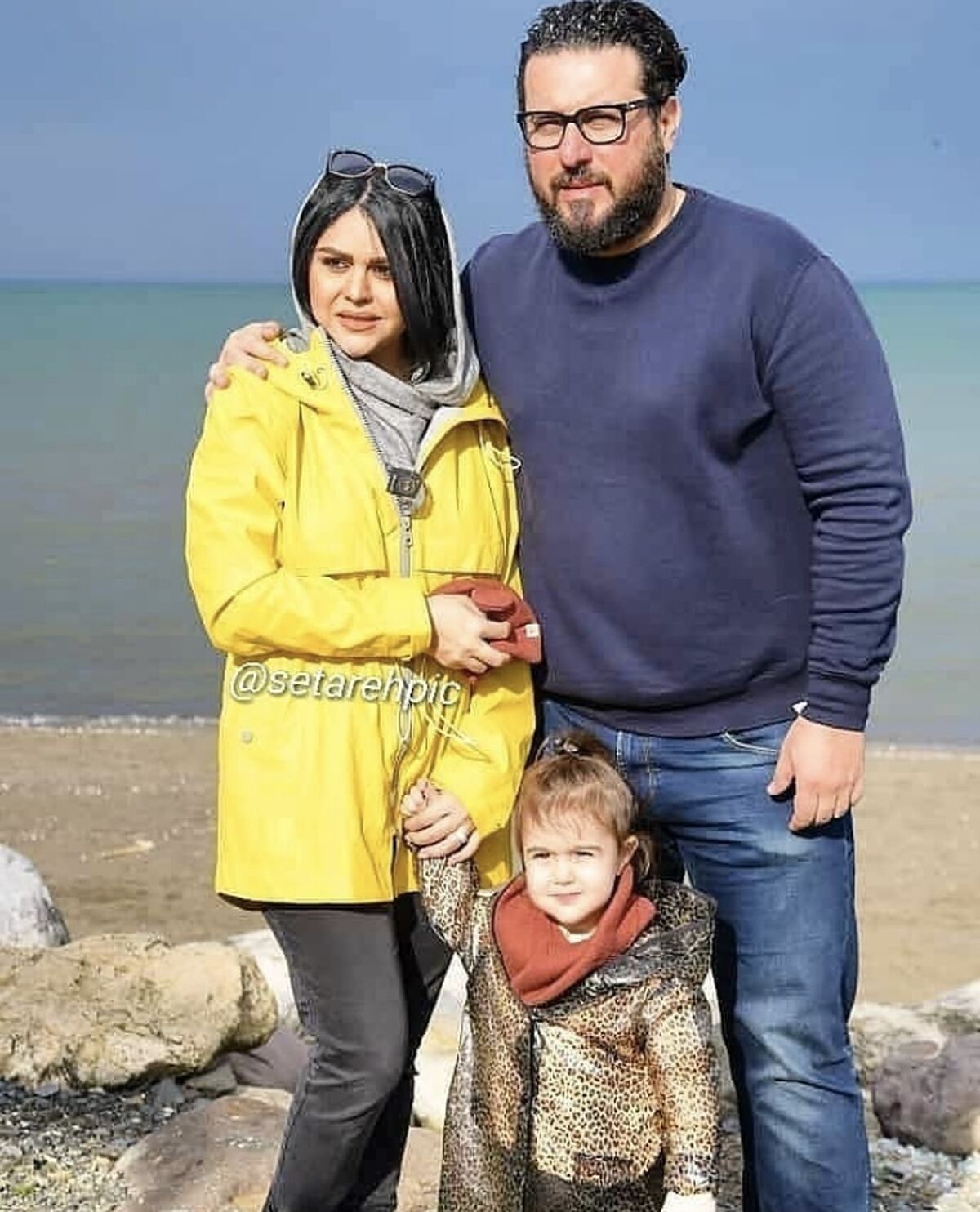 خانواده سه نفره محسن کیایی در شمال + عکس