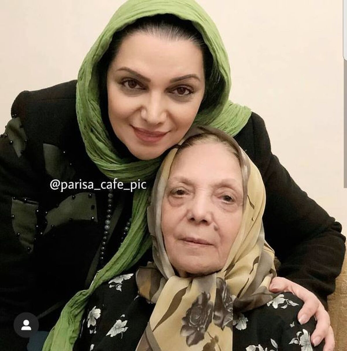 االهام پاوه نژاد و مادرش + عکس