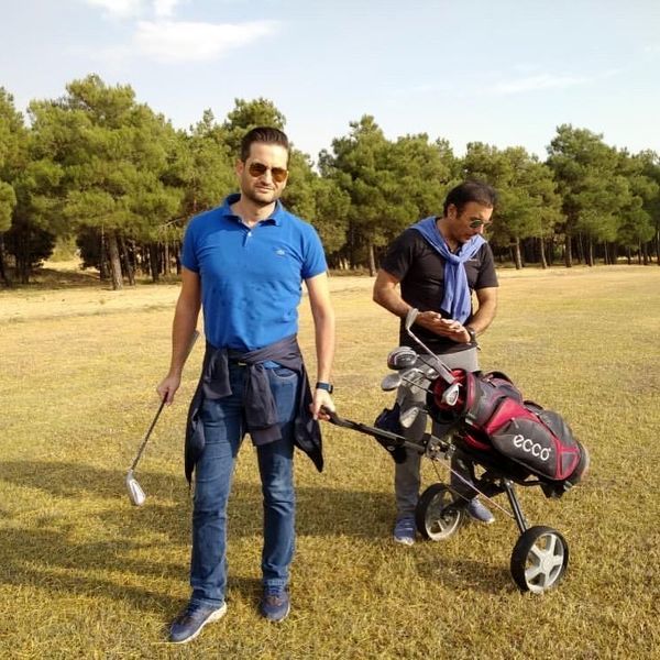 پویا امینی در زمین گلف + عکس