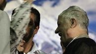 برداشتن عمامه آیت‌الله هاشمی توسط مادر شهید (+عکس)