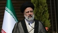 
زندگینامه ابراهیم رئیسی از دست فروشی تا ریاست جمهوری + فیلم
