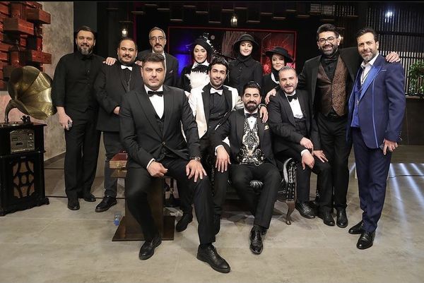 فینالیست های مشهور شب های مافیا در یک قاب + عکس
