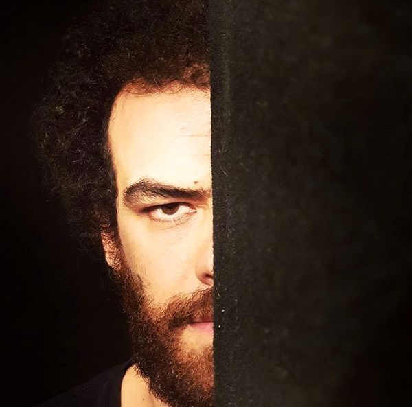 نیمه‌ پنهان‌ چهره شکیب شجره + عکس