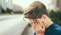 ۷ دلیلی که دائما احساس خستگی می‌کنید
