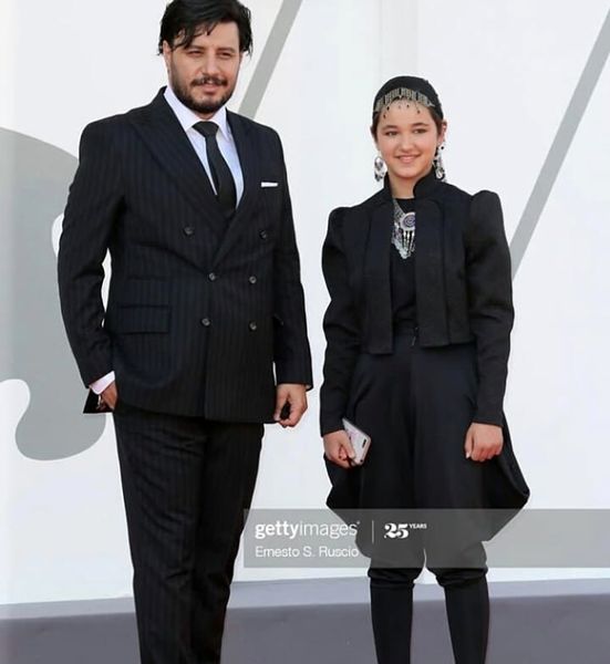 جواد عزتی و همبازی افغانی اش + عکس