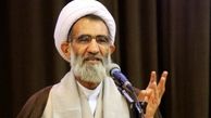 سبک زندگی اسلامی در جامعه ترویج شود