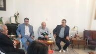عیادت جمعی از مسئولان بسیج جامعه پزشکی از دکتر منوچهر دوائی به مناسبت روز پزشک 