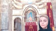 خانم‌بازیگر مشهور در یک‌کلیسا + عکس