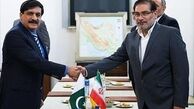 مشاور امنیت ملی نخست‌وزیر پاکستان با شمخانی دیدار کرد