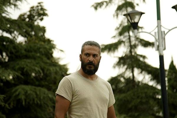 واقعی بودن اشک های میلاد کی مرام در سکانسی از سیاوش + عکس