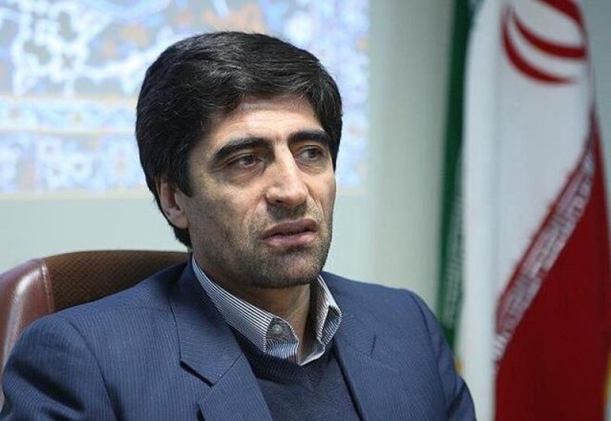 خودروسازان با هر بهانه ای به دنبال افزایش قیمت هستند