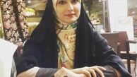 مژده خنجری همراه همسرش و دوستانشان