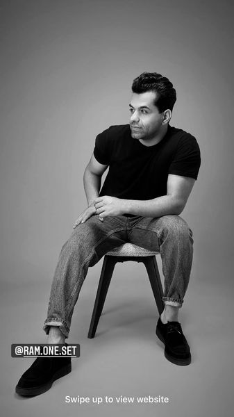 تیپ شیک رضا بهرام در یک آتلیه + عکس