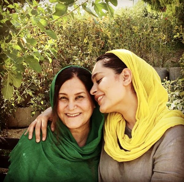 عاشقانه های سانیا سالاری و‌ ‌مادرش + عکس